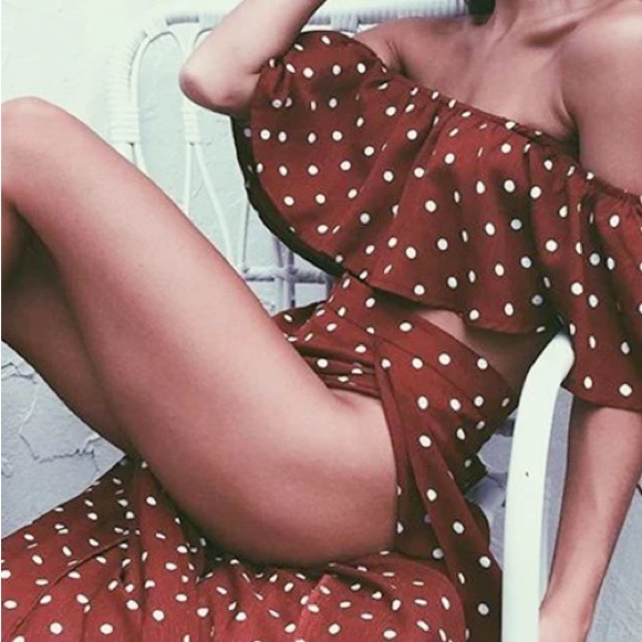 Polka Dot Ruffle Crop Top With Split Skirt - Picture 10 of 14